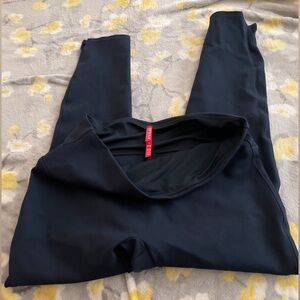 Spanx leggings capri yoga pants high rise compression